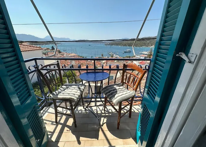 Artiste Poros House