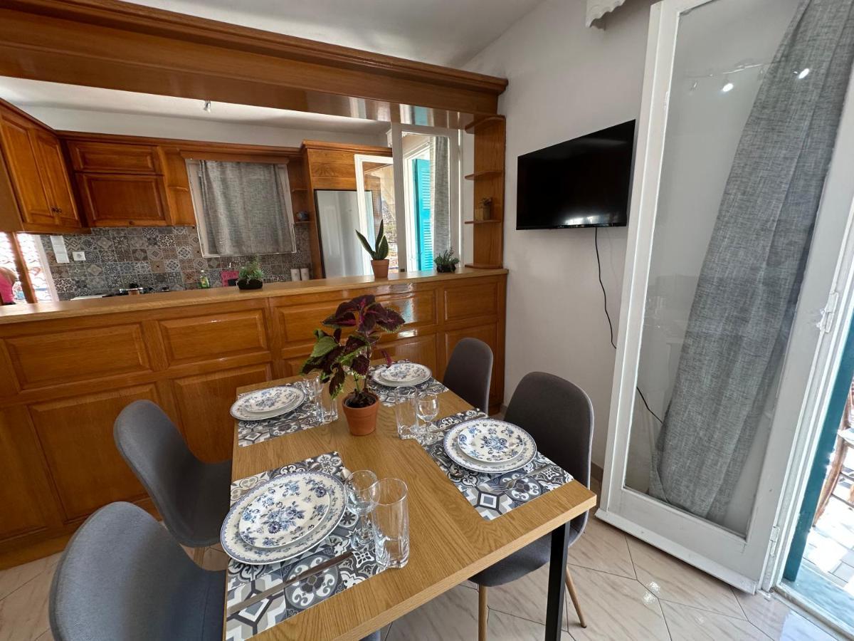 Apartment Artiste Poros House *